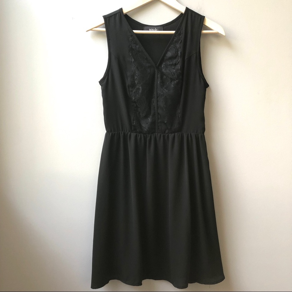 Zouk Little Black Dress Sleeveless Lace Small